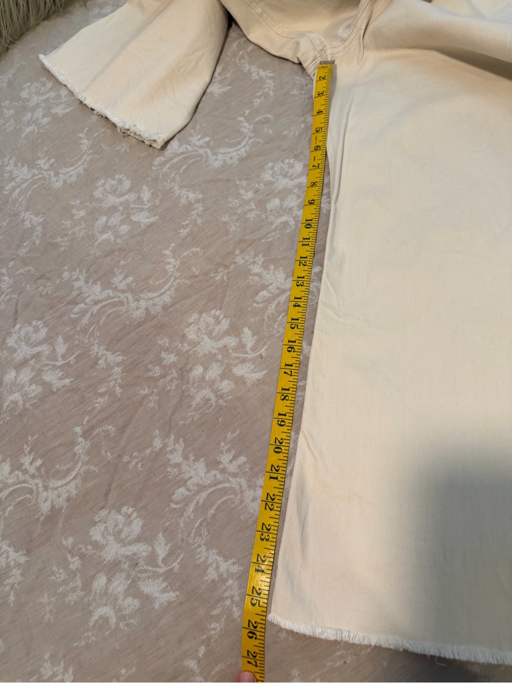 Every High-Rise Cropped Jeans in Cream, Size 12 - Picture 9 of 12
